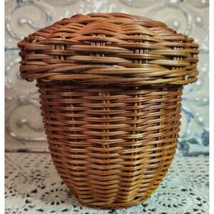 Vintage Acorn Shape Woven Wicker Basket w/ Lid Multiuse 7" x 6"